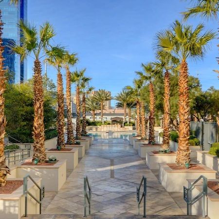 Mgm Signature-33-709 F1 Track & Strip View Balcony لاس فيغاس المظهر الخارجي الصورة