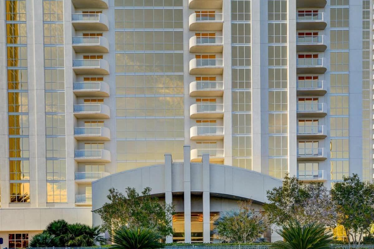 Mgm Signature-33-709 F1 Track & Strip View Balcony لاس فيغاس المظهر الخارجي الصورة